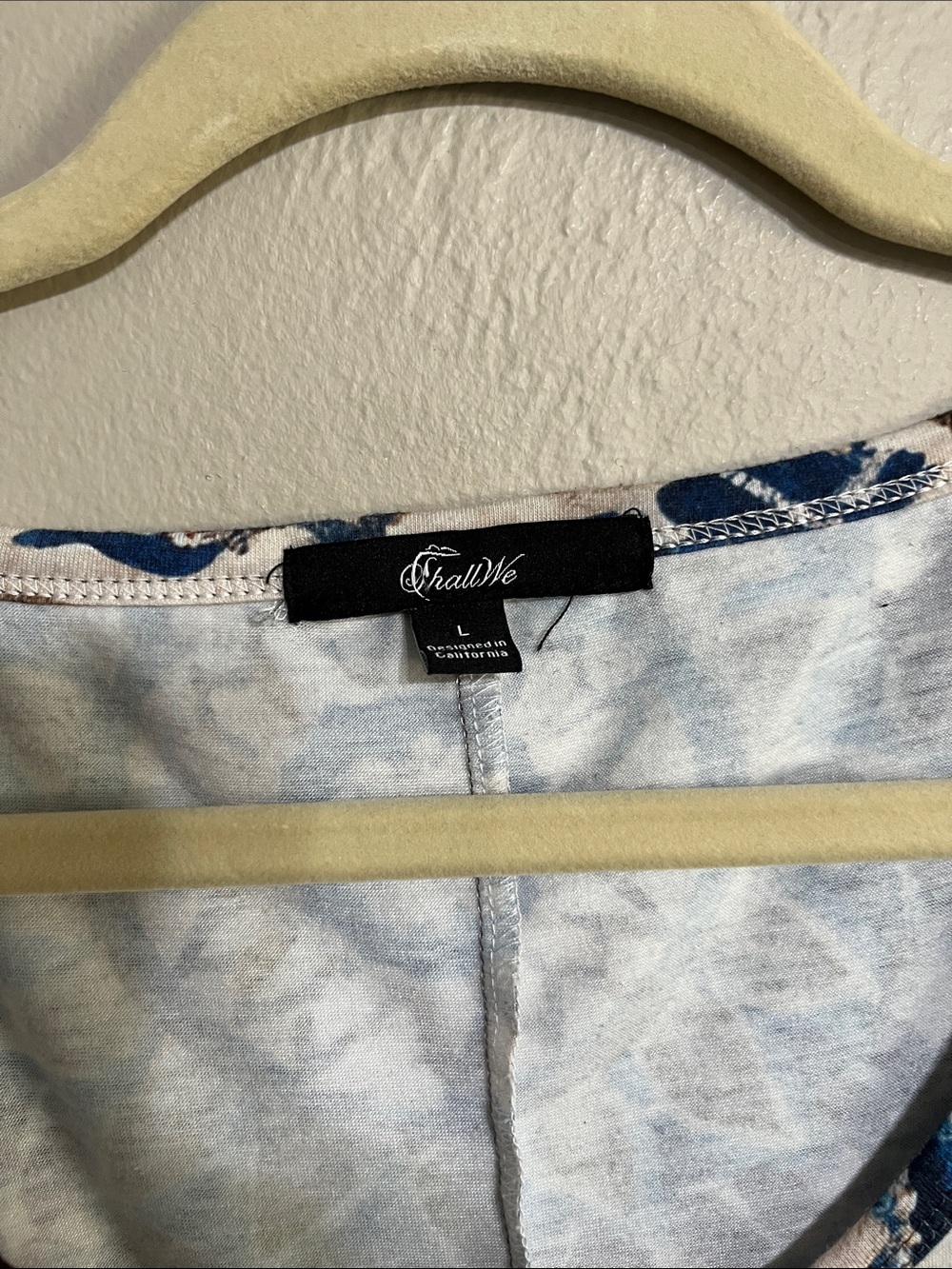 Blue and White Printed Short-Sleeve Maxi Dress by - Picture 2 of 7